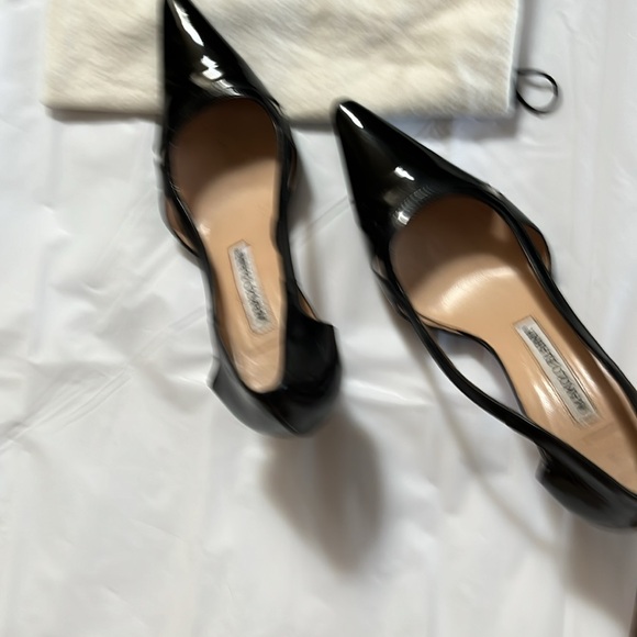 EUC MANOLO BLAHNIK PUMPS - Picture 7 of 12